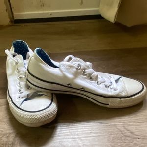 Converse low-tops